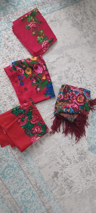 Costum popular autentic