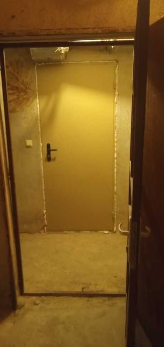 Дава под наем маза за склад