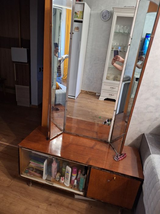 Бесплатно  продам