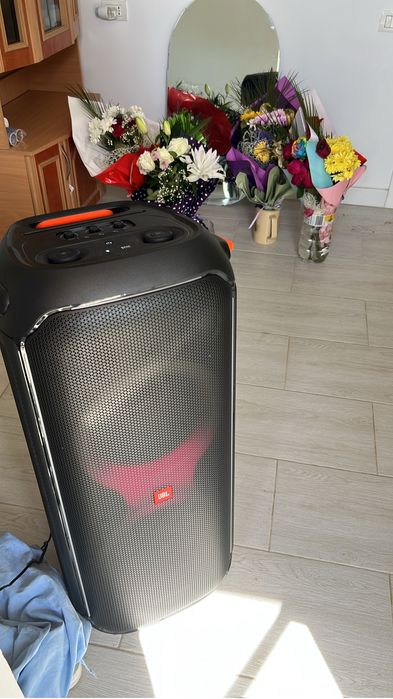 Jbl partybox 710