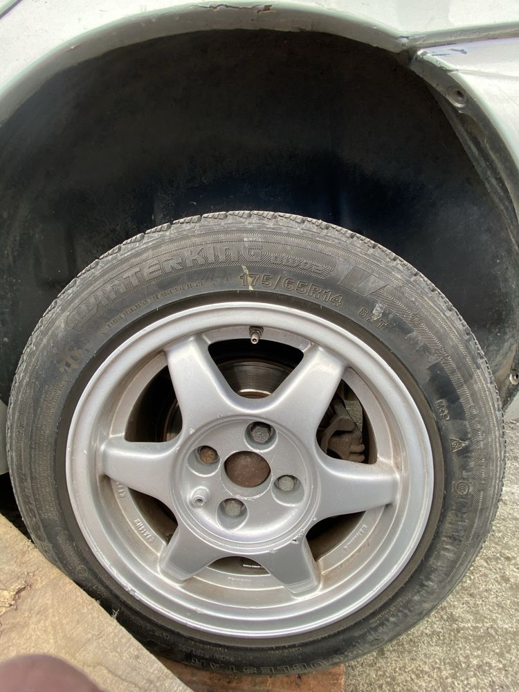 Продавам alfa romeo 147 1.9jtd на части
