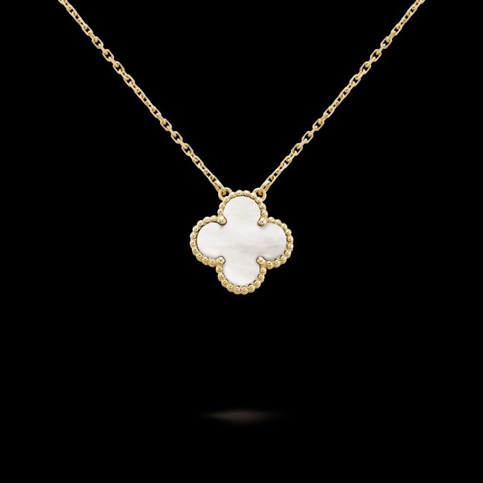 Van Cleef & Arpels VCA Gold Mother Pearl Alhambra 1 Motif Дамско Колие