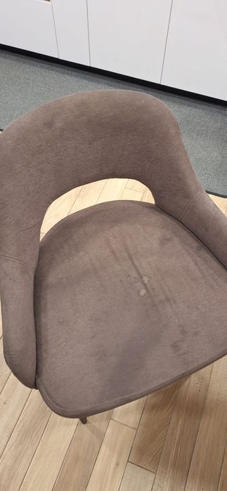 Servicii Curățat canapele colțare mochetă covoare