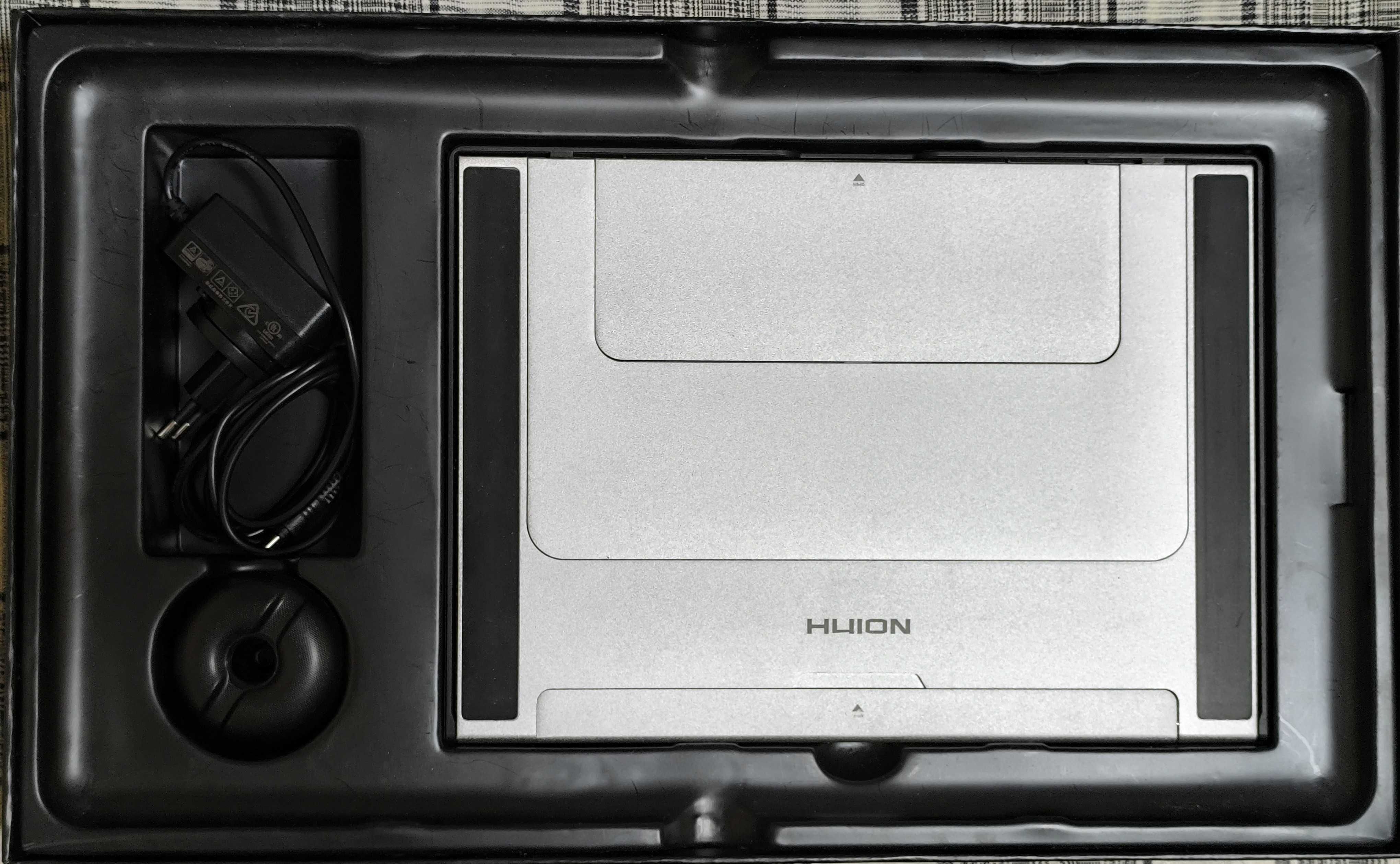Графичен дисплей таблет HUION Kamvas Pro 16 GT-156