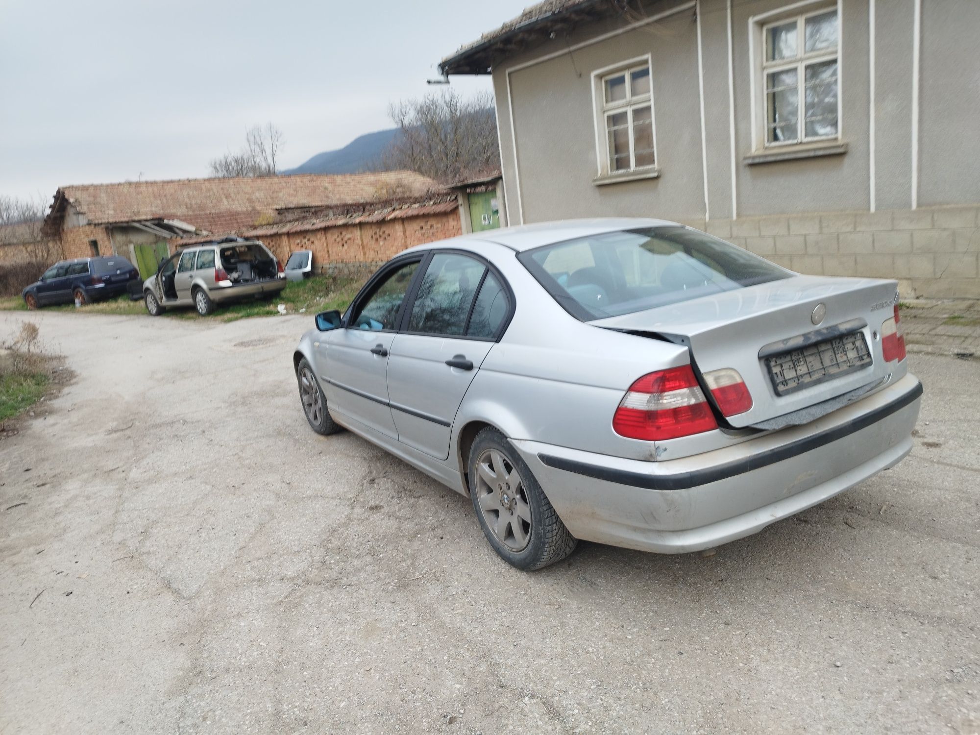 Продавам BMW E46 320D  150 6 степенна кутия фейс