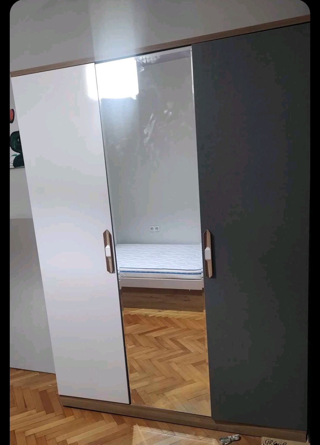 Юношеско обзавеждане