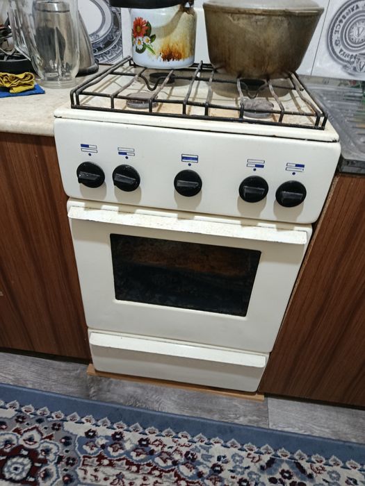 Газовая плита .,