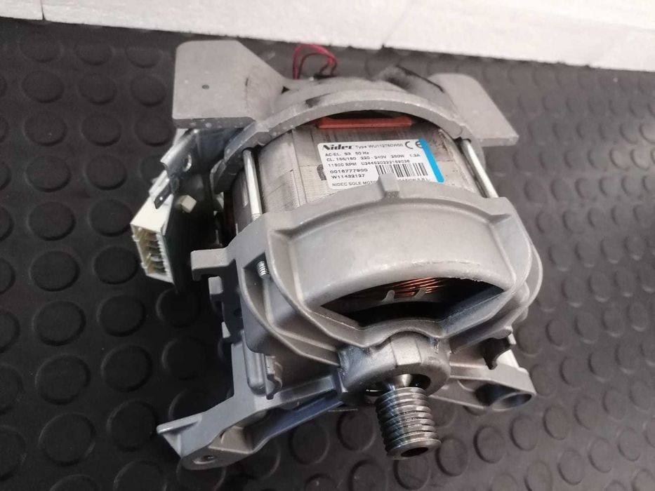 Motor masina despalat verticala 6 pini Whirlpool Indesit / R20