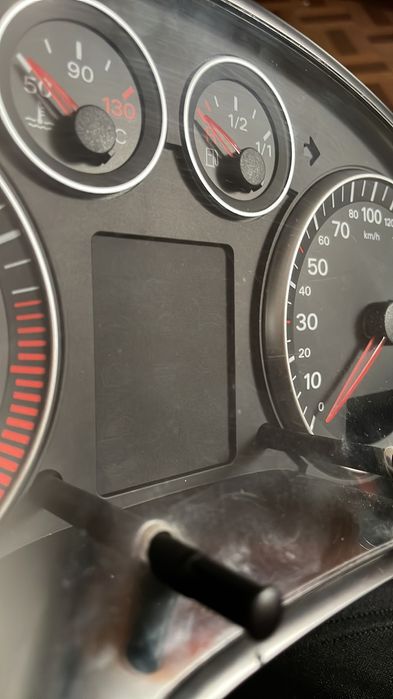 Километраж AUDI A3 8P0 920 900E