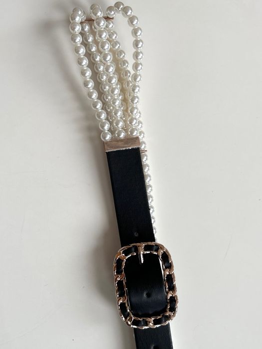 Ефектен колан с перли