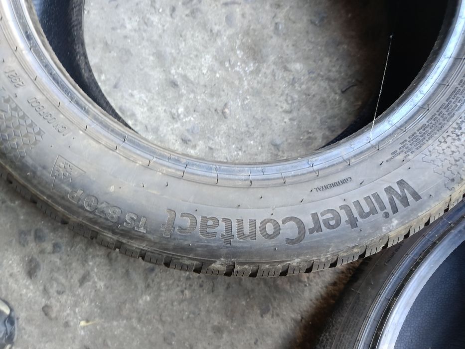 Зимни гуми -2021г.-17цола-215/55-1бр.-85лв."CONTINENTAL"