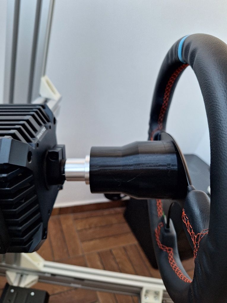 Fanatec QR1 към 6х70 волан.