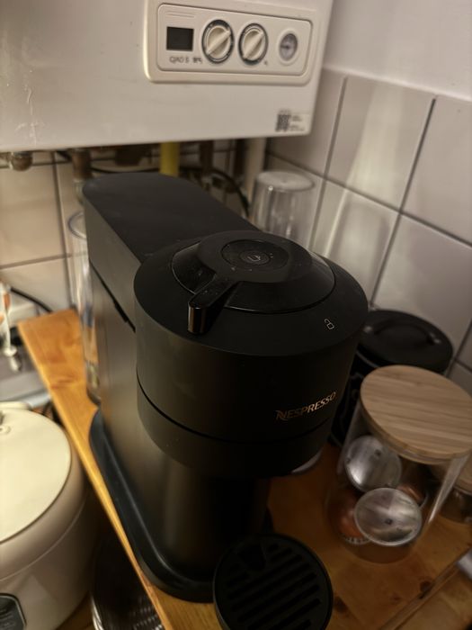 Aparat cafea Nespresso Vertuo Next