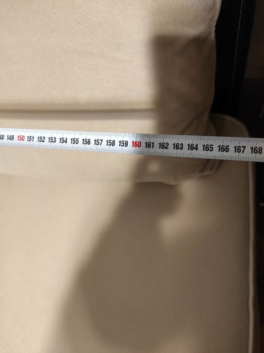 Продавам диван от две части