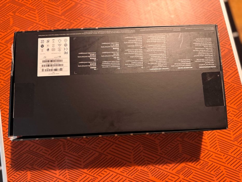 RTX 3090 Founders Edition – Stare impecabilă, cutie + accesorii