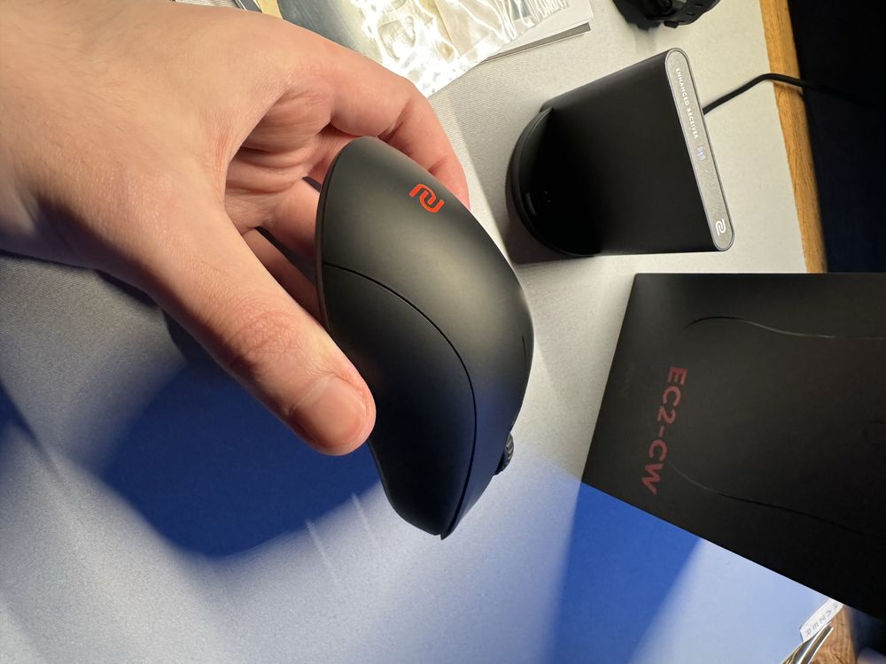 Продам почти новый Zowie ec2-cw
