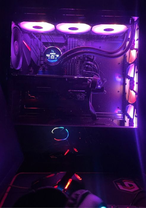 Pc gaming RTX 2080 OC 8 gb 32 GB ram i7 9700KF RGB Aio 360 black