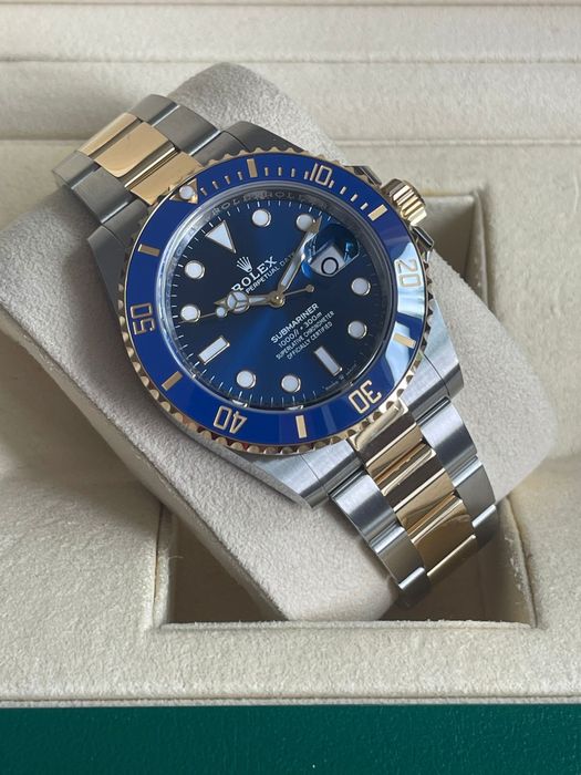 Часовник Rolex Submariner Date 41 Blue Dial 18K Yellow Gold