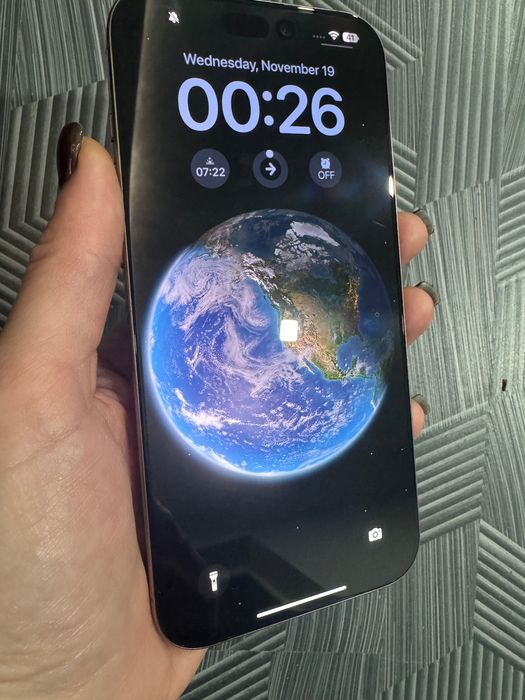 Чисто нов iphone 16 PRO MAX