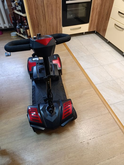 Vând scuter electric