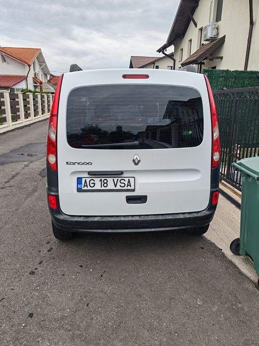 Vând Renault Kangoo
