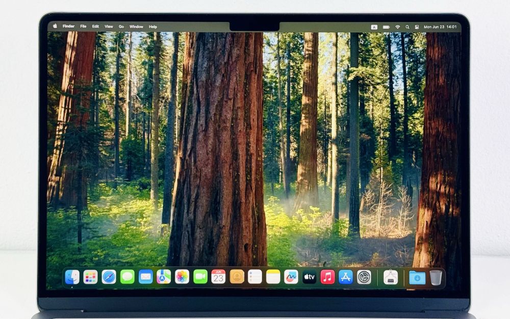 НОВ! Apple MacBook Air 13 M3 2024 16RAM 256GB Space Gray Гаранция!