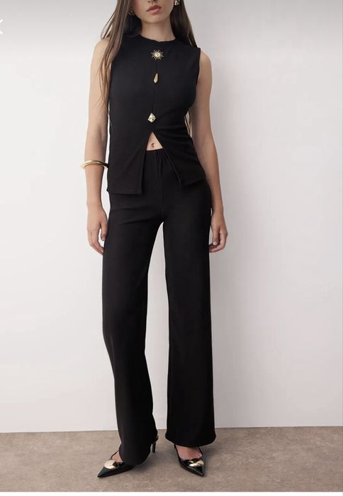 Compleu pantalon cu maieu marimea XL