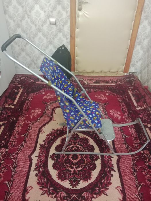 Продам санки в отличном состояний