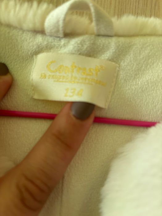 Елек на  Contrast