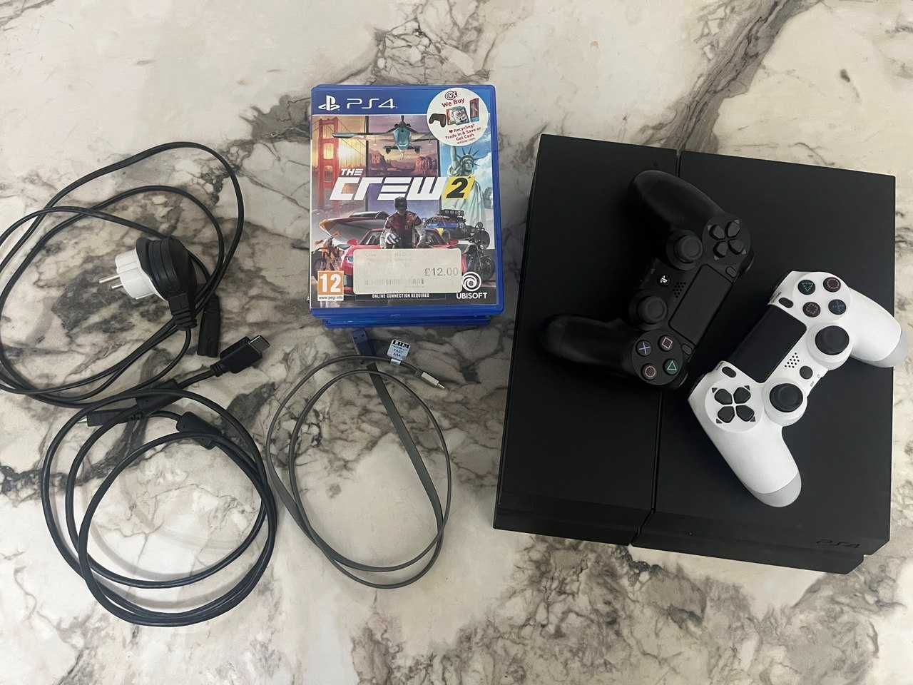 Ps4 500gb продается,  2 джойстика, + 7 игры на дисках
