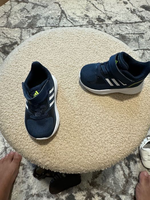 Детски маратонки Adidas Run Falcon 2