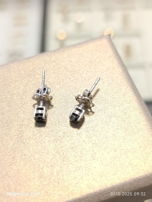 Cercei aur 18 k și diamante