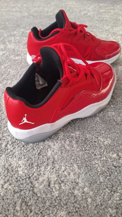 Sneakers Nike Air Jordan 11 CMFT LOW