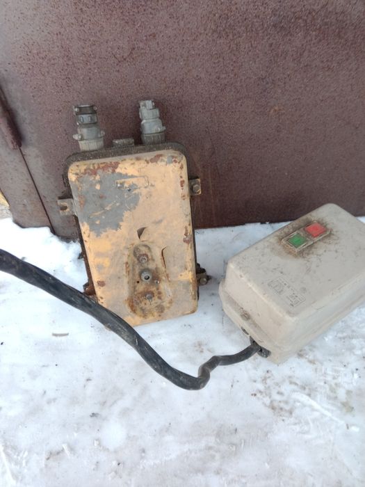 Щит коробка электрическии