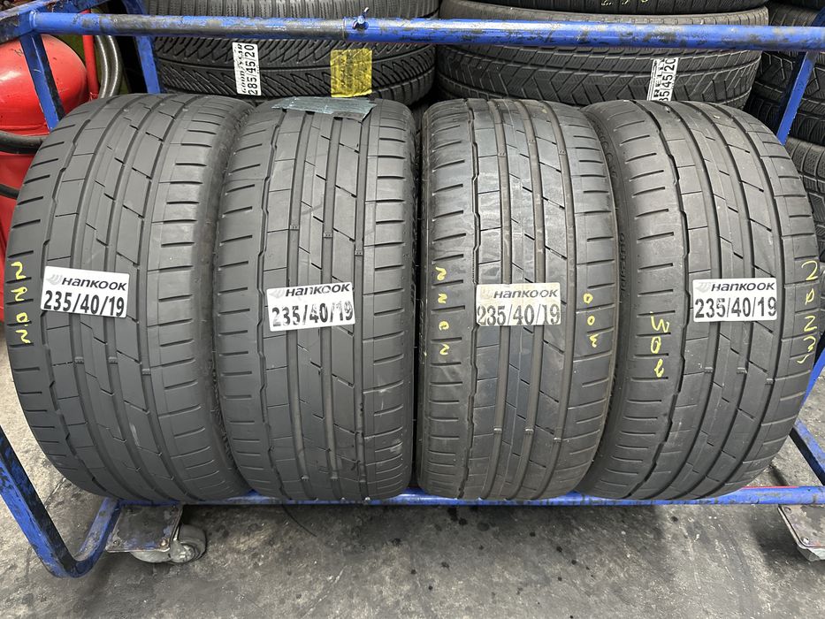 235/40/19 Hankook