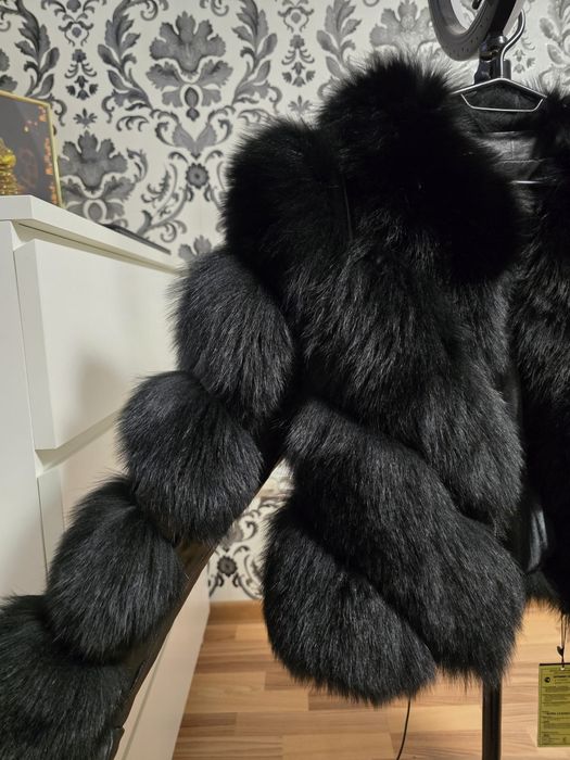 Blana naturala de vulpe polara neagra