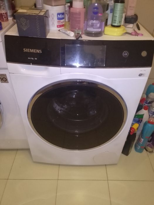Vând mașina de spălat rufe