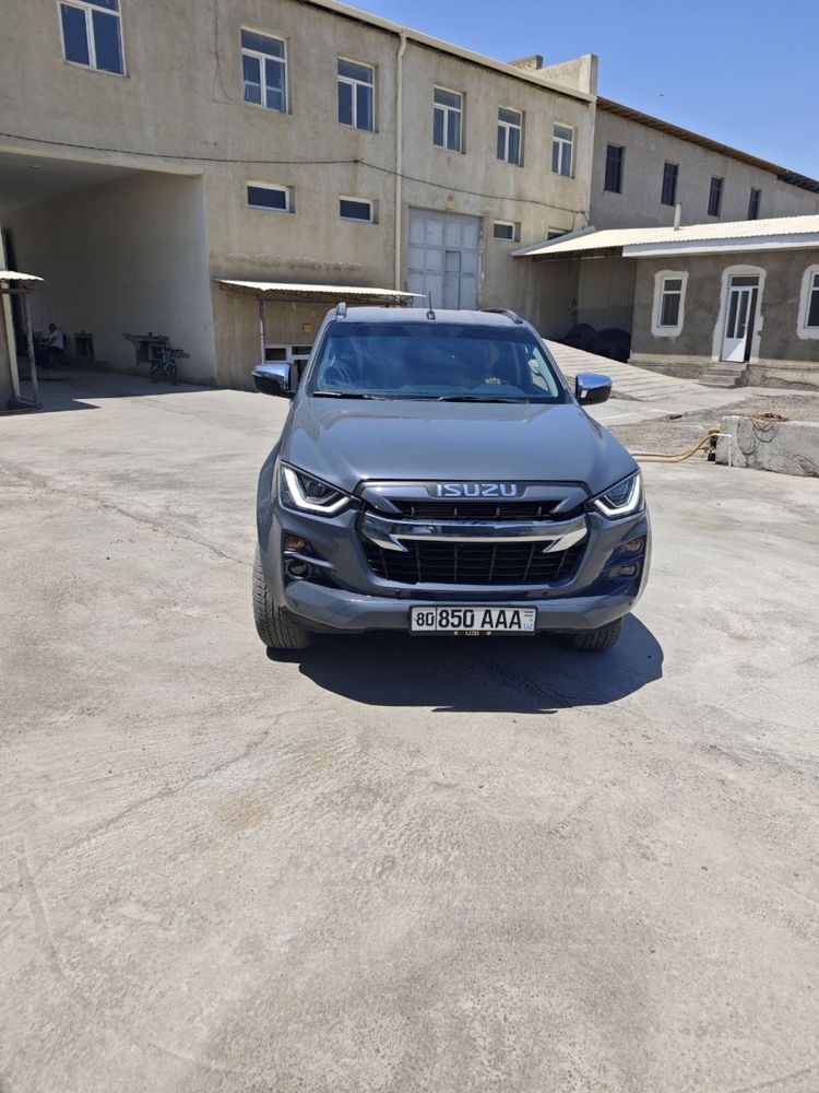 ISUZU D-MAX 2 motor Avtomat