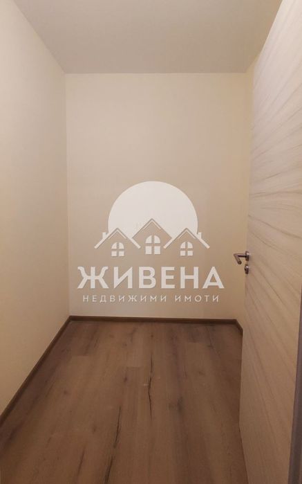Продава 3-стаен апартамент До ключ, кв.Аспарухово, с паркомясто