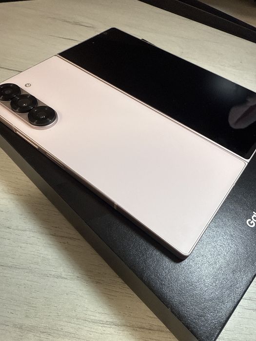 Samsung Z Fold 6 512Gb Roz Impecabil ca Nou