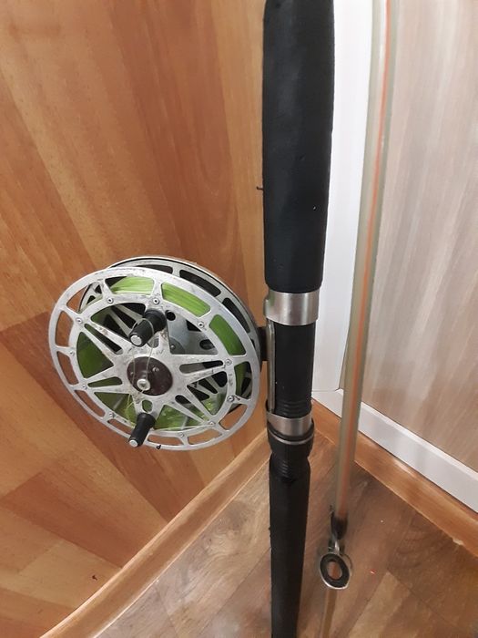 Спининг продается