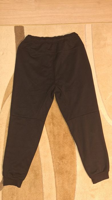 Nike tech fleece черен