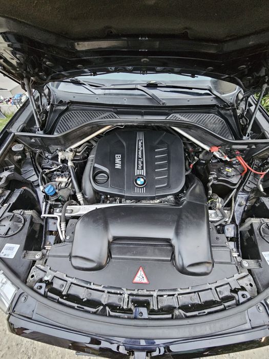 Vand / Schimb si cu Autoutilitare BMW  X6  M pachet F16