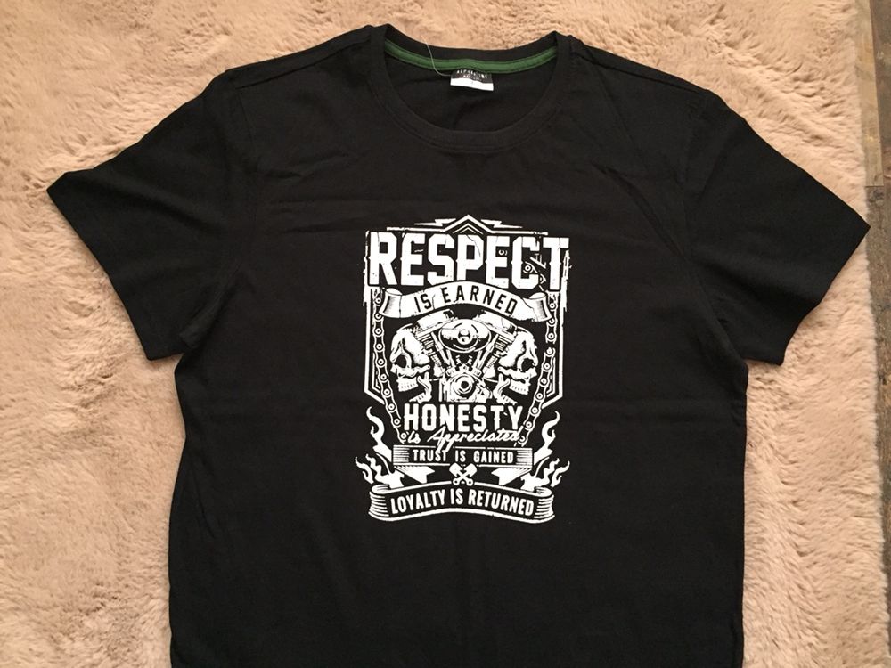 Tricou personalizat Respect is earned