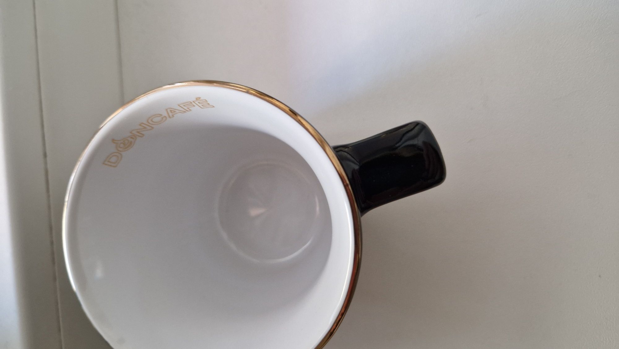 Vând set cești căni capucino Doncafe