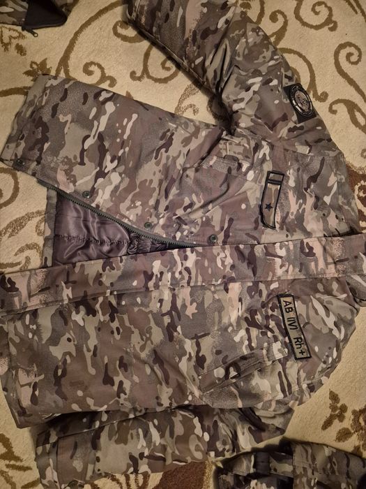 Продам полевой костюм Зимний