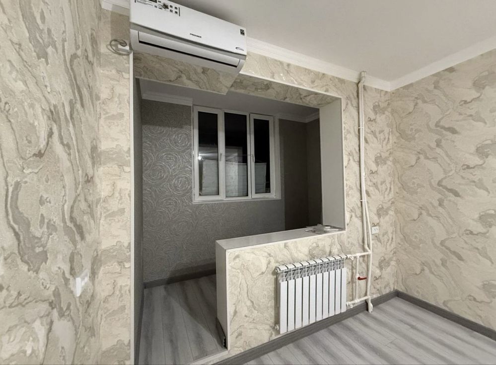 Ялангач Продается квартира 2/2/4 балкон 1.5*3 можно под ипотеку
