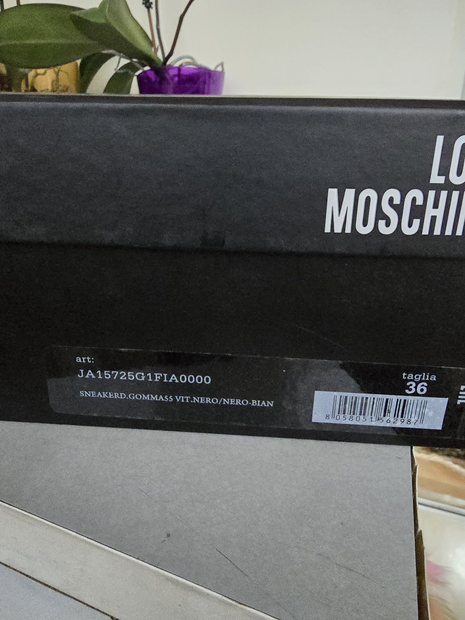 Love Moschino кецове