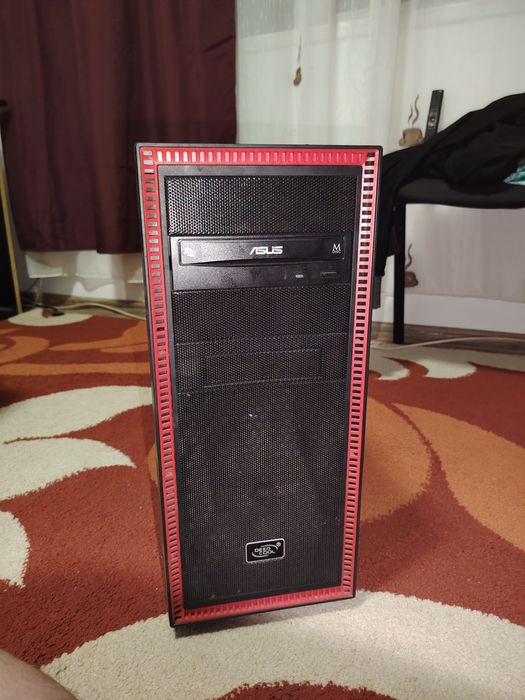 PC gaming ușor (poate fi folosit și pentru școală)