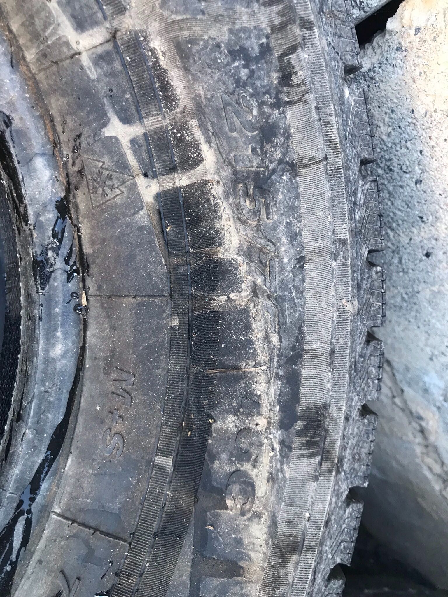 Резина 215/75R16C